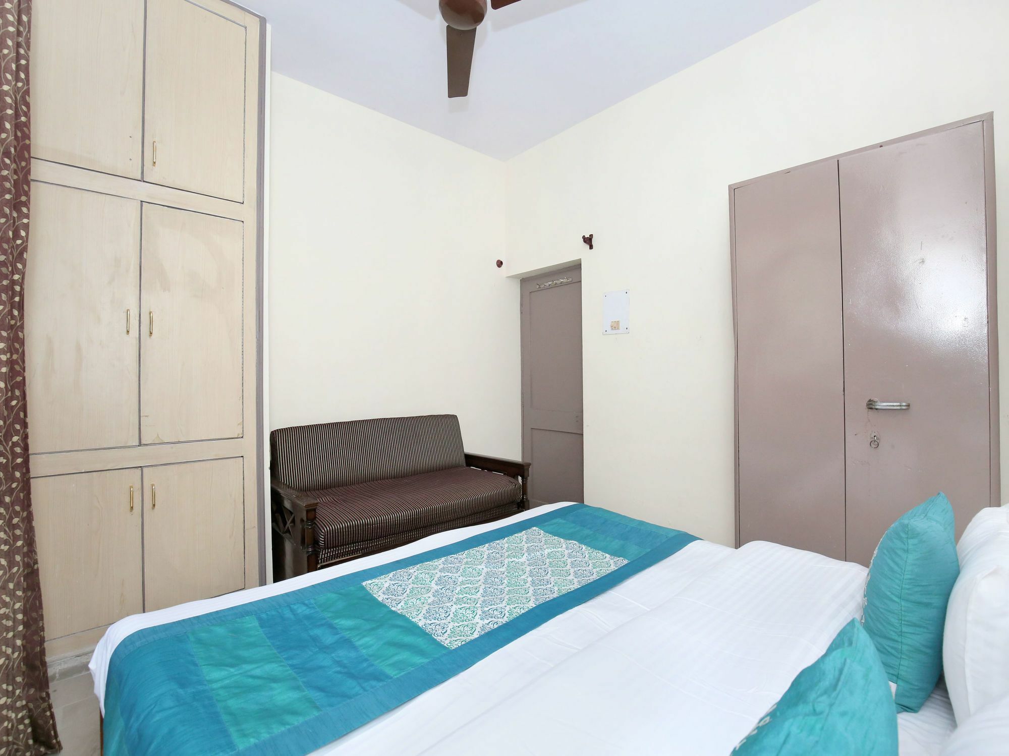 Elegant 3Bhk Abode In Shoghi, Shimlaアパートメント エクステリア 写真